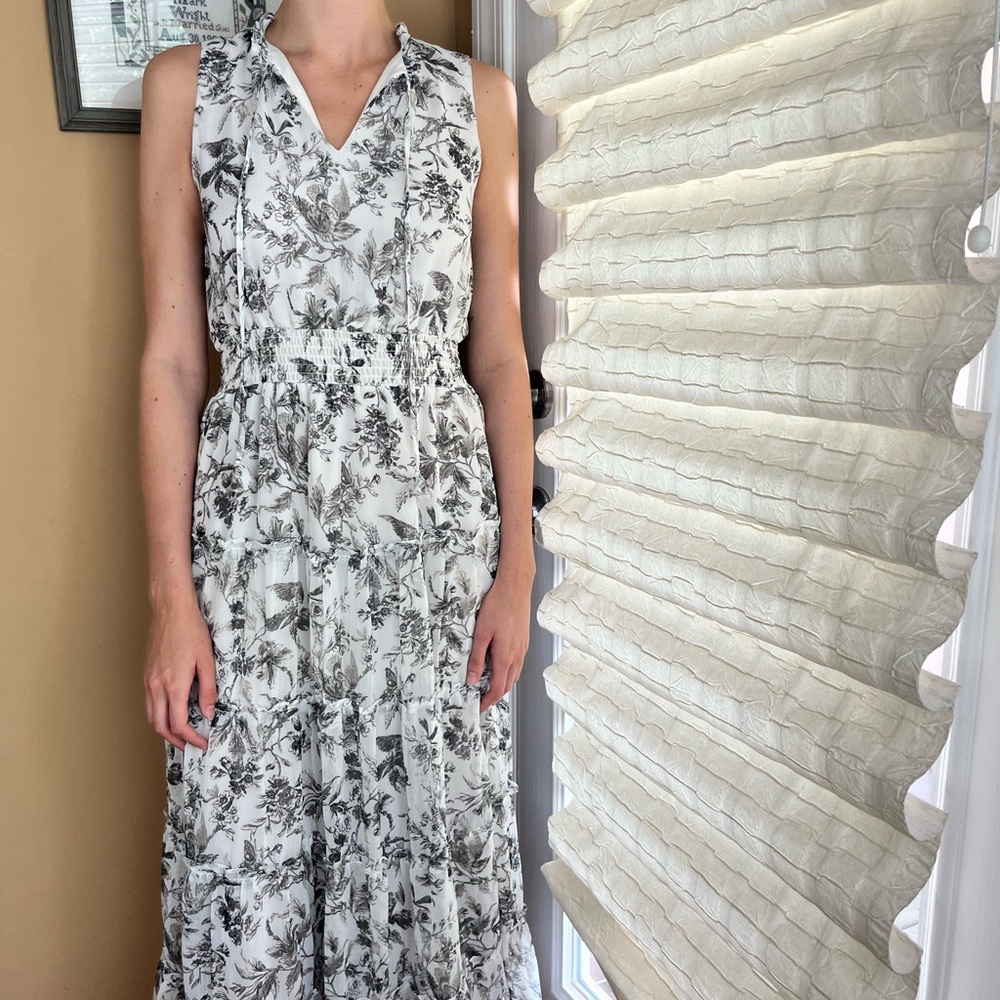 Floral Sleeveless Maxi Dress - Black and White